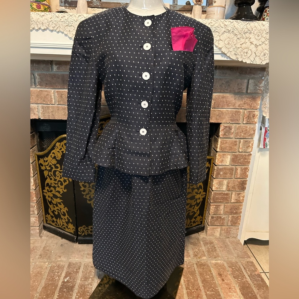 Louis Feraud Skirt Suit Set Peplum Jacket Midi Navy White Linen Wool Vintage